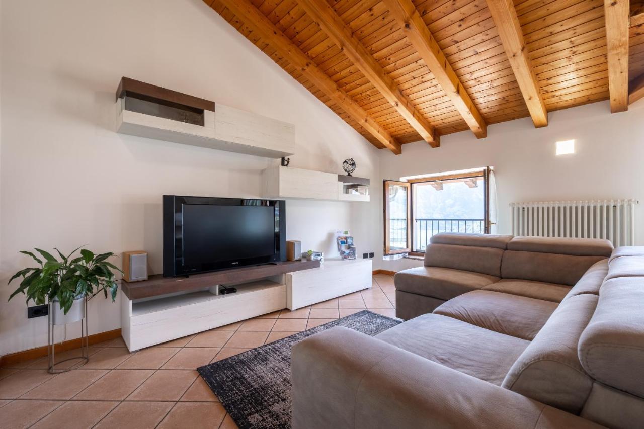 Appartamento Al Forte Torbole Sul Garda Exteriör bild