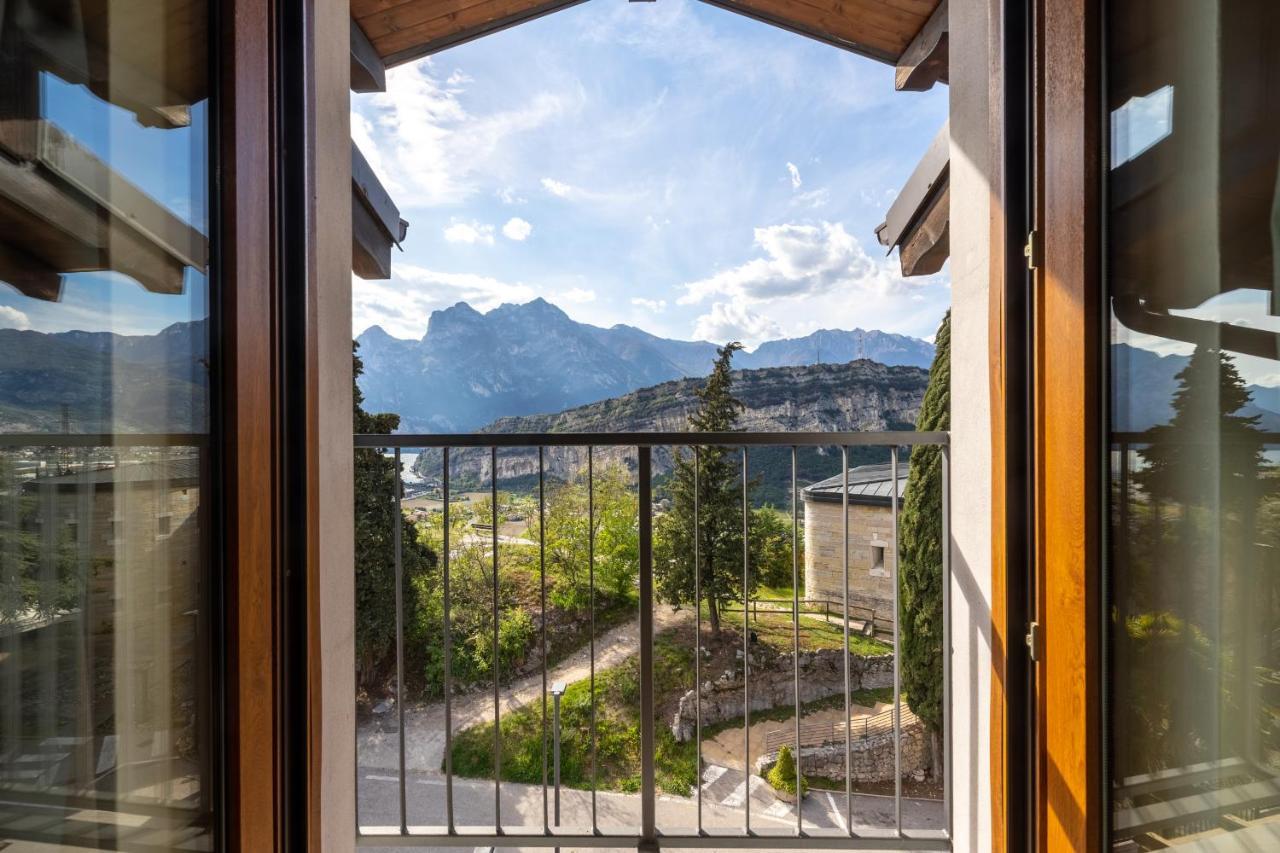 Appartamento Al Forte Torbole Sul Garda Exteriör bild